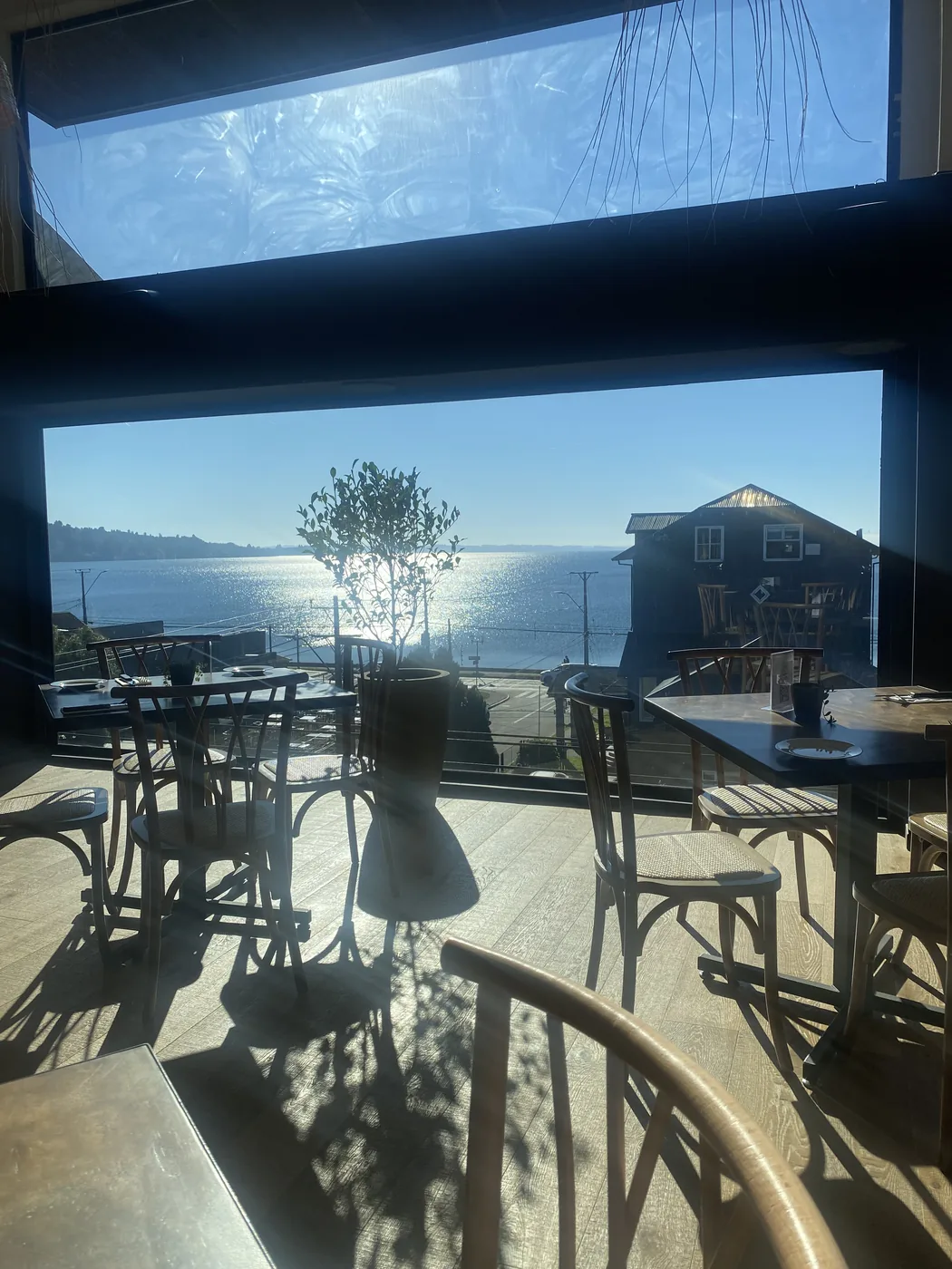 Terraza con vista al lago